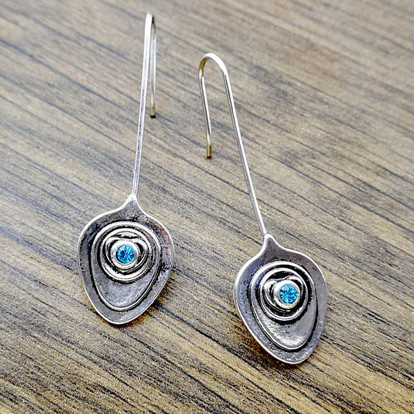 dangle & chandelier fashion bohemia style flower drop earrings classic women contracted eardrop jewelry for female party gift, Silver
dangle & chandelier fashion bohemia style flower drop earrings classic women contracted eardrop jewelry for female party gift, Silver