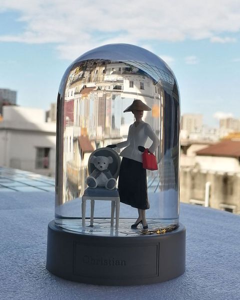 classics original snow globe christian&bear inside very nice christmas gift crystal ball with gift box for especial limited gift
classics original snow globe christian&bear inside very nice christmas gift crystal ball with gift box for especial limited gift