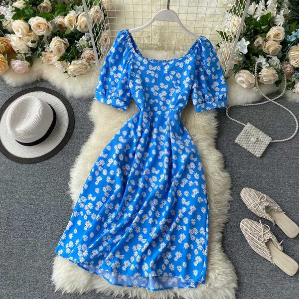 fmfssom summer spring floral printed daisy vintage sqaure neck puff sleeve women female a-line high waist midi dress, Black;gray
fmfssom summer spring floral printed daisy vintage sqaure neck puff sleeve women female a-line high waist midi dress, Black;gray