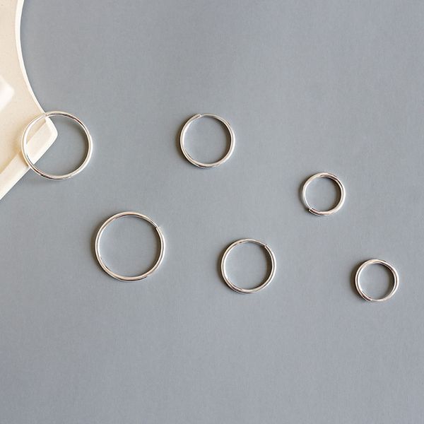 simple delicated minimalist design round 925 sterling silver hoop earring fine jewelry for girls women ladies fashion party prom, Golden;silver
simple delicated minimalist design round 925 sterling silver hoop earring fine jewelry for girls women ladies fashion party prom, Golden;silver