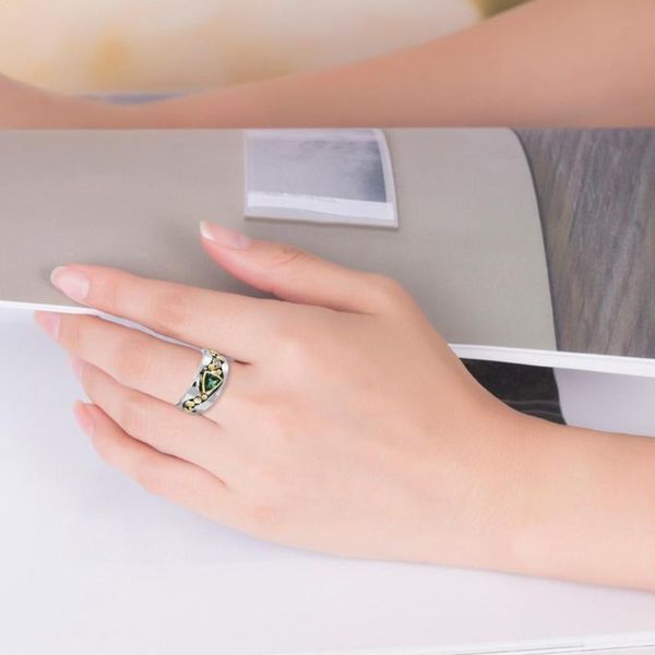 hollow pattern ring green / blue color rings for charm fashion futuristic gift ring wholesale classic mysterious women j1j2, Slivery;golden
hollow pattern ring green / blue color rings for charm fashion futuristic gift ring wholesale classic mysterious women j1j2, Slivery;golden