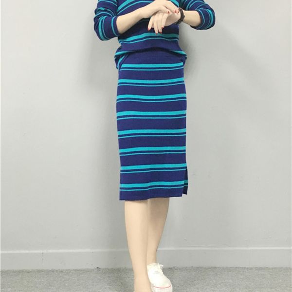 set women's tight short sweater autumn new long-sleeved striped sweater women's sheath skirt korean style split skirt two-piece se, Gray
set women's tight short sweater autumn new long-sleeved striped sweater women's sheath skirt korean style split skirt two-piece se, Gray