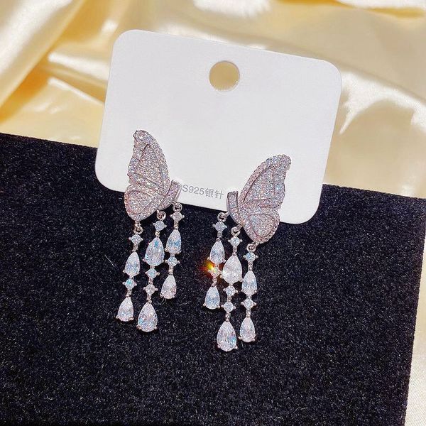 Luxury Wedding Party Dangle Earrings for Women CZ Stone Water Drop Butterfly Cubic Zirconia Earrings Jewelry, Silver
Luxury Wedding Party Dangle Earrings for Women CZ Stone Water Drop Butterfly Cubic Zirconia Earrings Jewelry, Silver