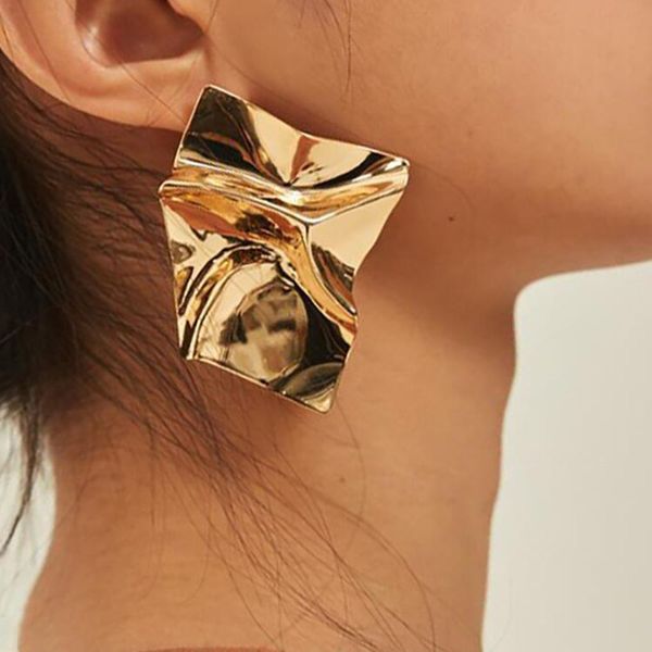 europe and the united states simple exaggerated fashion atmosphere metal corrugated design irregular earrings, Golden;silver
europe and the united states simple exaggerated fashion atmosphere metal corrugated design irregular earrings, Golden;silver