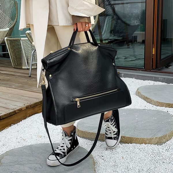 fashion big bag new style washed leather handbag casual hong kong style crossbody bag women's
fashion big bag new style washed leather handbag casual hong kong style crossbody bag women's