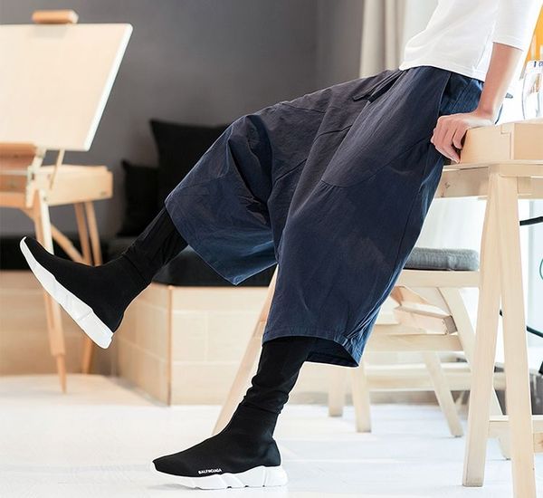 ethnic style retro wide-leg trousers men baggy knickers plus size hiphop dance low down haren pants, Black;blue
ethnic style retro wide-leg trousers men baggy knickers plus size hiphop dance low down haren pants, Black;blue