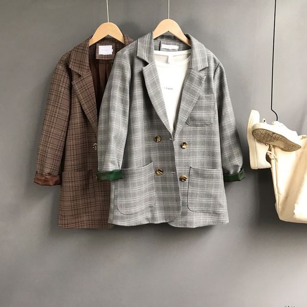 2020 fashion women plaid slim spring autumn double breasted jackets female suits coat feminino chic blazers outerwear wb56, White;black
2020 fashion women plaid slim spring autumn double breasted jackets female suits coat feminino chic blazers outerwear wb56, White;black