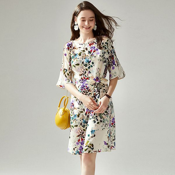 casual dresses 100% silk dress woman floral printed decoration round neck half sleeve waist slimming mid-length a-line fashion, Black;gray
casual dresses 100% silk dress woman floral printed decoration round neck half sleeve waist slimming mid-length a-line fashion, Black;gray