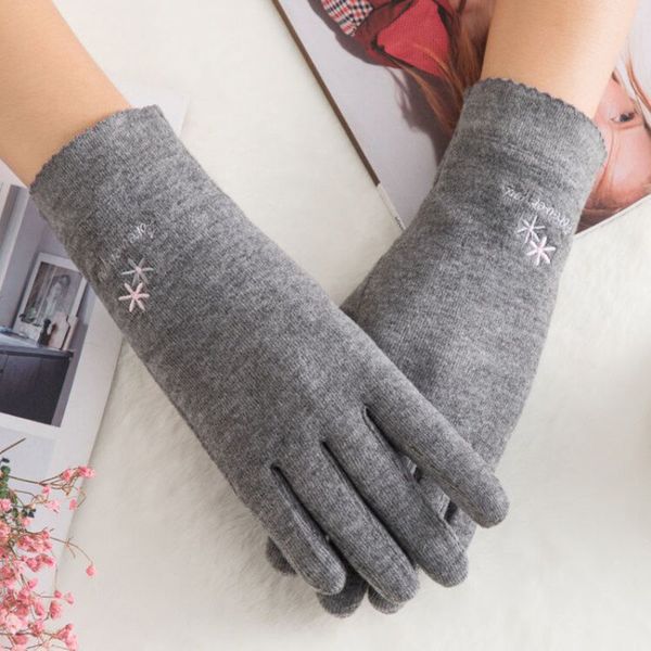 five fingers gloves elegant ladies touch screen exquisite stars embroidery fashion plus velvet warm outdoor cycling windproof c70, Blue;gray
five fingers gloves elegant ladies touch screen exquisite stars embroidery fashion plus velvet warm outdoor cycling windproof c70, Blue;gray