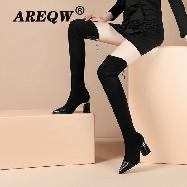 2020 new women shoes knee high boots warm knee elastic boots wedge high british style large size student booties, Black
2020 new women shoes knee high boots warm knee elastic boots wedge high british style large size student booties, Black