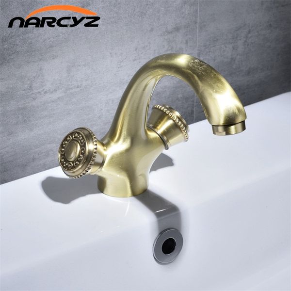 basin faucets copper color deck mounted kitchen bathroom sink faucets dual handle vintage carving cold mixer tap xt-425
basin faucets copper color deck mounted kitchen bathroom sink faucets dual handle vintage carving cold mixer tap xt-425