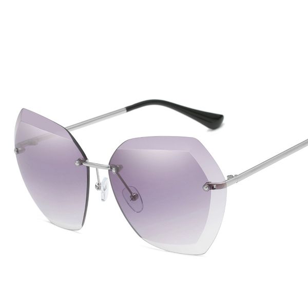 sunglasses veshion rimelss women brand designer vintage sun glasses for female alloy frames retro square woman uv400, White;black
sunglasses veshion rimelss women brand designer vintage sun glasses for female alloy frames retro square woman uv400, White;black