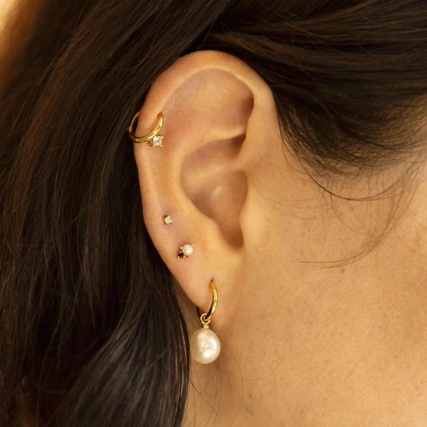 stud 2021 delicate 925 sterling silver screwback gold color square micro pave cz mini earrings women girl wedding jewelry, Golden;silver
stud 2021 delicate 925 sterling silver screwback gold color square micro pave cz mini earrings women girl wedding jewelry, Golden;silver