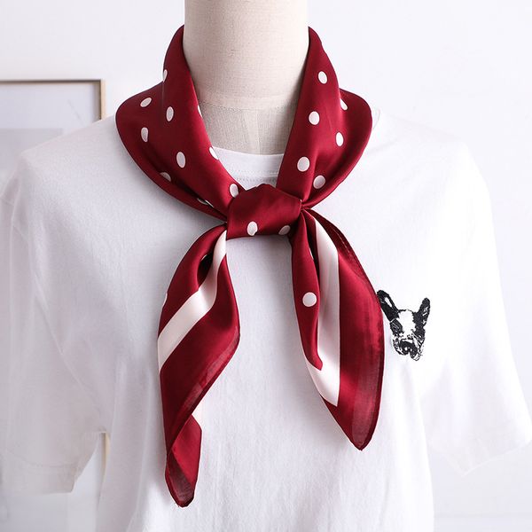 scarves 2021 style square headscarf spring and summer women's quality printing silk fashion lady sunscreen beach shawl, Blue;gray
scarves 2021 style square headscarf spring and summer women's quality printing silk fashion lady sunscreen beach shawl, Blue;gray
