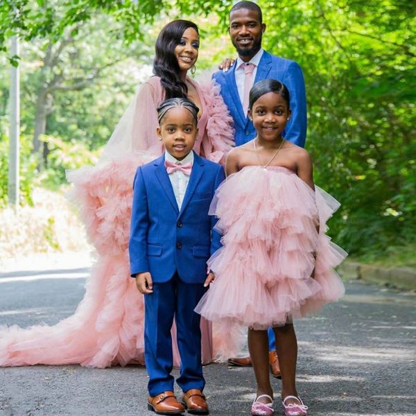 two pieces kids formal wedding groom tuxedos 2020 royal blue notched lapel flower boys children prom party jacket and pants, Black
two pieces kids formal wedding groom tuxedos 2020 royal blue notched lapel flower boys children prom party jacket and pants, Black