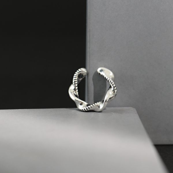 twist no piercing wrap cartilago thai silver color for women girls punk gothic jewelry sd2262, Golden;silver
twist no piercing wrap cartilago thai silver color for women girls punk gothic jewelry sd2262, Golden;silver