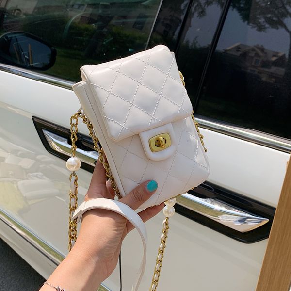 2020 new shoulder bag chain bag fashion leisure mobile phone simple leisure personality variance ladies wrap
2020 new shoulder bag chain bag fashion leisure mobile phone simple leisure personality variance ladies wrap