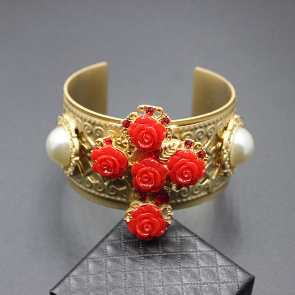 new baroque american fashion temperament baroque retro opening cross ceramic pearl flowers irregular bracelet 112, Black
new baroque american fashion temperament baroque retro opening cross ceramic pearl flowers irregular bracelet 112, Black