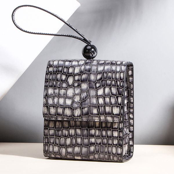 2020 fashion small women genuine leather handbag luxury crocodile tote bag flap handle bags lady buckets bags female bolsa
2020 fashion small women genuine leather handbag luxury crocodile tote bag flap handle bags lady buckets bags female bolsa