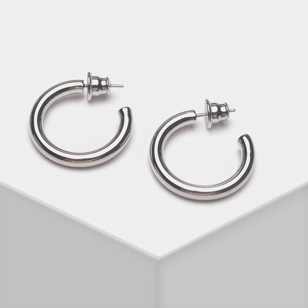 hoop & huggie amorita boutique simple earring, Golden;silver
hoop & huggie amorita boutique simple earring, Golden;silver