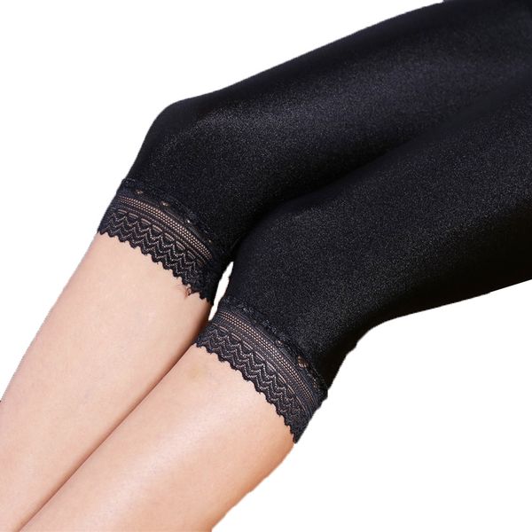 women summer 3xl 5xl plus size knee length capris lady slim fitted skinny lace short legging big size Mujer Shiny trouser
women summer 3xl 5xl plus size knee length capris lady slim fitted skinny lace short legging big size Mujer Shiny trouser