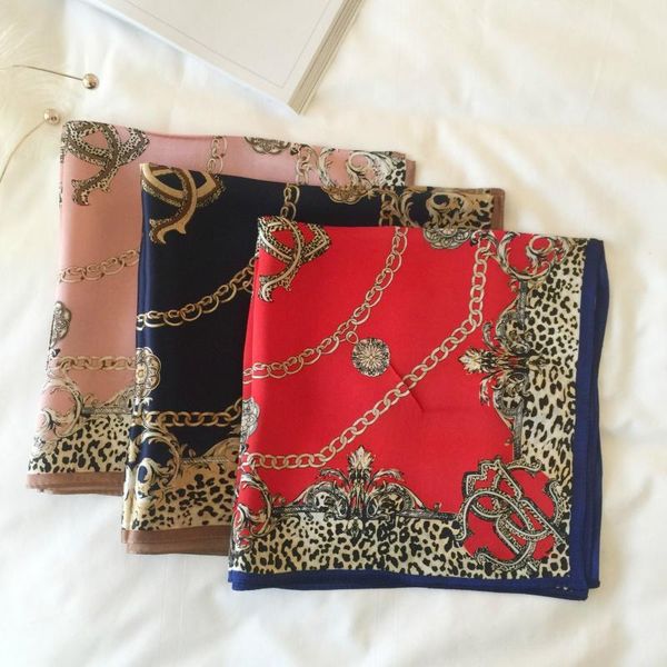 scarves 2021 luxury silk scarf female fashion designer mulberry leopard print chain professional lady decorative 52cm, Blue;gray
scarves 2021 luxury silk scarf female fashion designer mulberry leopard print chain professional lady decorative 52cm, Blue;gray