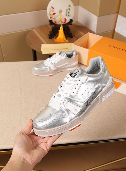 new22 luxury high-quality casual men s shoes fashion all-match sports shoes outdoor comfortable men s shoes original box packaging, Black
new22 luxury high-quality casual men s shoes fashion all-match sports shoes outdoor comfortable men s shoes original box packaging, Black