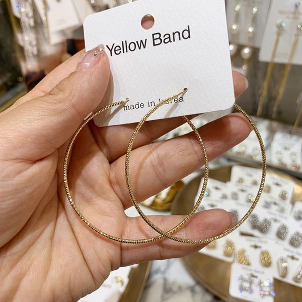blijery new gold color starry hoop earrings for women elegant round circle earrings aros party jewelry gift boucles d'oreilles, Golden;silver
blijery new gold color starry hoop earrings for women elegant round circle earrings aros party jewelry gift boucles d'oreilles, Golden;silver