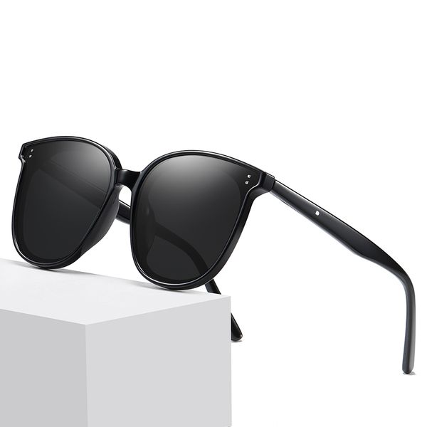 sunglasses polarized for women big frame sun glasses shaded driving car driver eyewear female tide street s, White;black
sunglasses polarized for women big frame sun glasses shaded driving car driver eyewear female tide street s, White;black