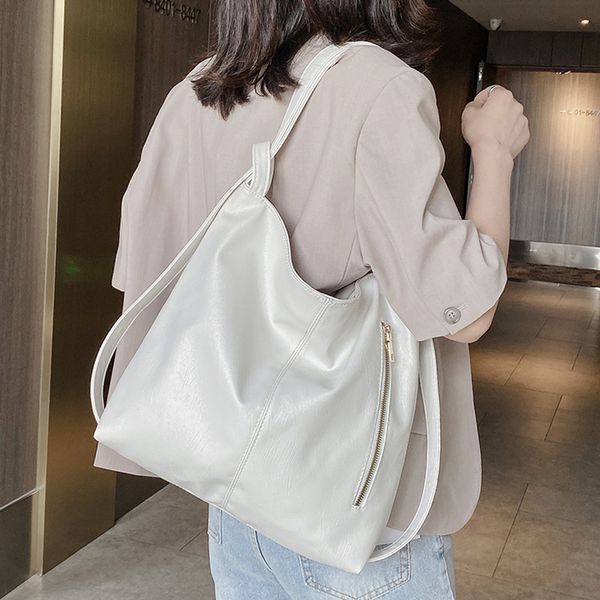 pu leather shoulder bags for women 2020 soft large capacity female hobos student travel big chic pack totes bolsa ladies handbag
pu leather shoulder bags for women 2020 soft large capacity female hobos student travel big chic pack totes bolsa ladies handbag