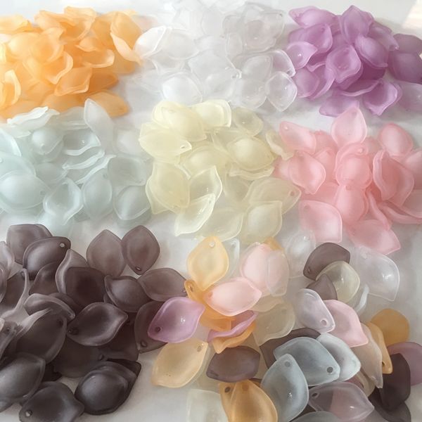 19*13mm acrylic rose flower leaf blade beads cold tonal cream colour translucent for jewelry making handmade 130pcs meideheng
19*13mm acrylic rose flower leaf blade beads cold tonal cream colour translucent for jewelry making handmade 130pcs meideheng