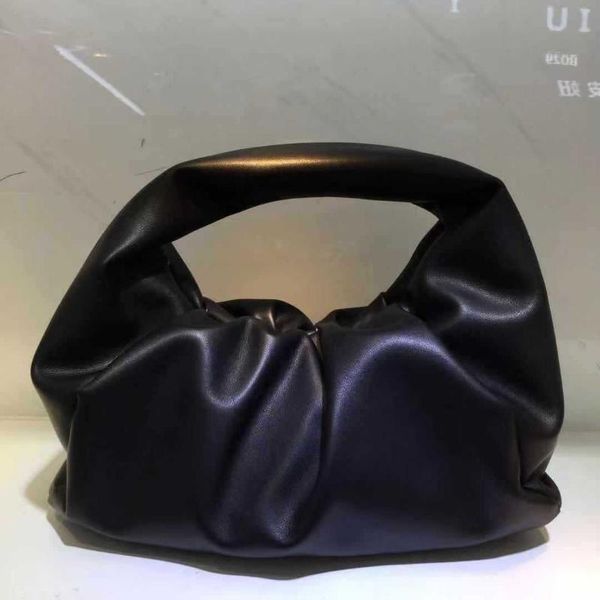fashion genuine leather hobos bag women underarm shoulder bag designer luxury dumpling pouch totes handbag large capacity horns
fashion genuine leather hobos bag women underarm shoulder bag designer luxury dumpling pouch totes handbag large capacity horns