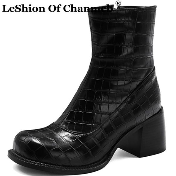 boots biggest size 48 women chunky heels ankle woman round toe zipper block motorcycle crocodile black shoes female
boots biggest size 48 women chunky heels ankle woman round toe zipper block motorcycle crocodile black shoes female