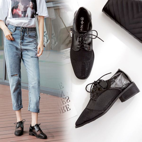 japanned leather hollow out flats cross-tied low heels square toe women shoes breathable fashion all match derby shoes comfy2020, Black 
japanned leather hollow out flats cross-tied low heels square toe women shoes breathable fashion all match derby shoes comfy2020, Black