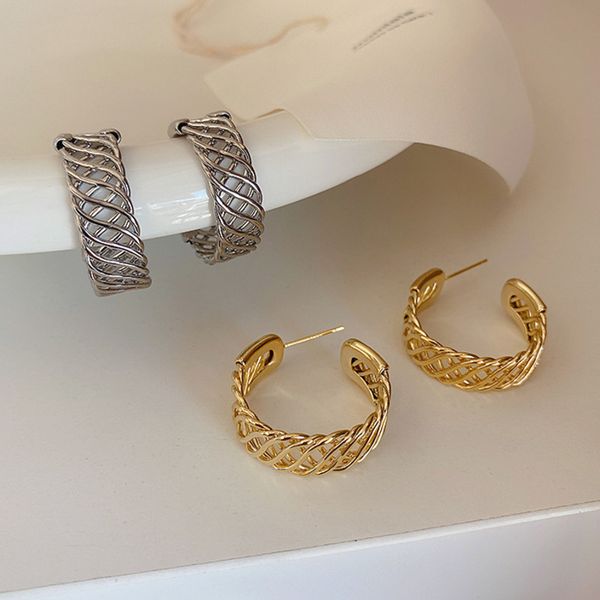 korea retro personality hollow mesh irregular metal gold silver color hoop earrings female simple fashion jewelery wholesale, Golden;silver
korea retro personality hollow mesh irregular metal gold silver color hoop earrings female simple fashion jewelery wholesale, Golden;silver