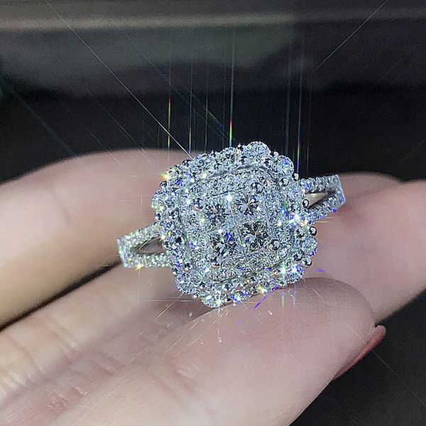 wedding rings huitan arrival luxury women finger ring princess cut cubic zircon stone evening party gift for wife trendy, Slivery;golden
wedding rings huitan arrival luxury women finger ring princess cut cubic zircon stone evening party gift for wife trendy, Slivery;golden