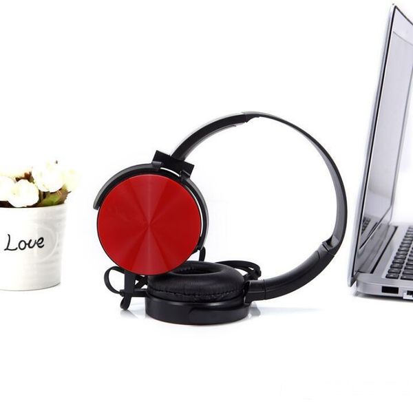 explosion gift box subwoofer head-mounted line control large headphones xb450 mobile phone head with wearing wheat factory direct sales
explosion gift box subwoofer head-mounted line control large headphones xb450 mobile phone head with wearing wheat factory direct sales