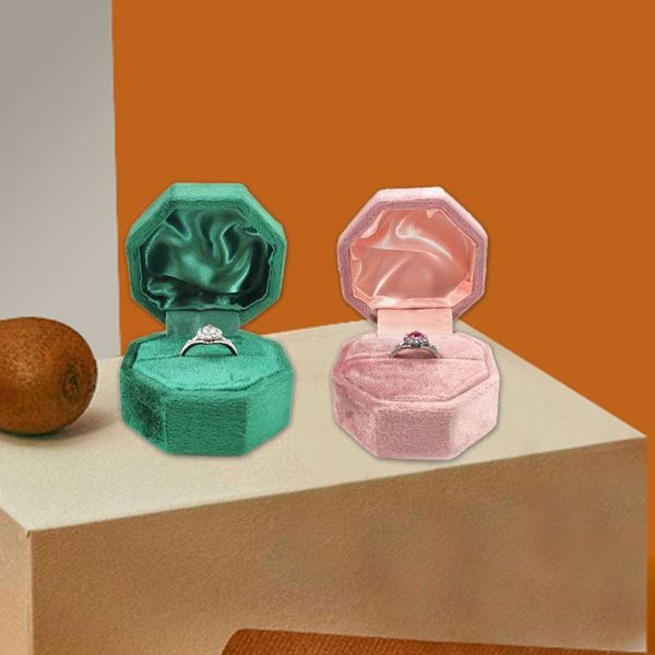 octagon velvet ring bearer box gorgeous vintage single ring display holder with lid for proposal engagement wedding, Pink;blue
octagon velvet ring bearer box gorgeous vintage single ring display holder with lid for proposal engagement wedding, Pink;blue