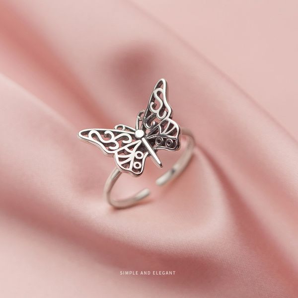 cluster rings fashion retro sterling silver butterfly ring real thai for women party jewelry open finger gifts wholesale, Golden;silver
cluster rings fashion retro sterling silver butterfly ring real thai for women party jewelry open finger gifts wholesale, Golden;silver