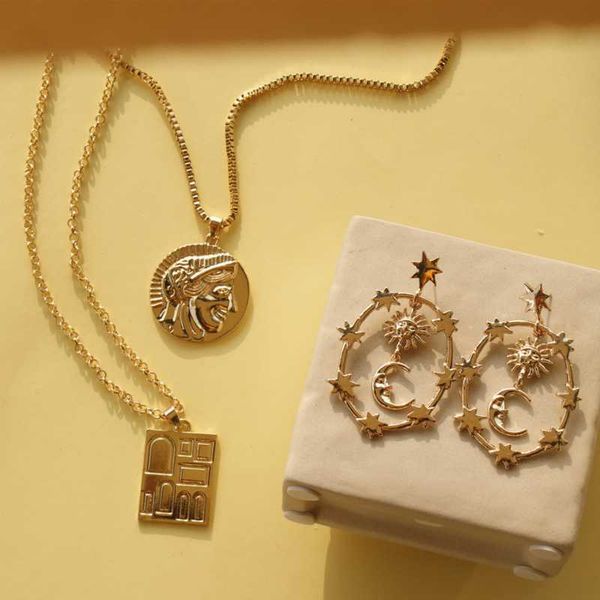 pendant necklaces woogge punk gold color multilayer portrait coin choker necklace for women vintage carved square jewelry, Silver
pendant necklaces woogge punk gold color multilayer portrait coin choker necklace for women vintage carved square jewelry, Silver