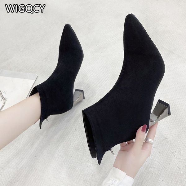 2020 autumn women's fashion rhinestone high-heel martin boots women pointed toe boots children thick heel short women w288, Black
2020 autumn women's fashion rhinestone high-heel martin boots women pointed toe boots children thick heel short women w288, Black