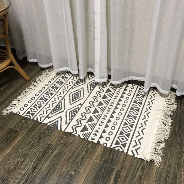 carpets nordic hand woven cotton linen tassel carpet bedside rug for geometric floor living room sofa end table bedroom home decoration
carpets nordic hand woven cotton linen tassel carpet bedside rug for geometric floor living room sofa end table bedroom home decoration