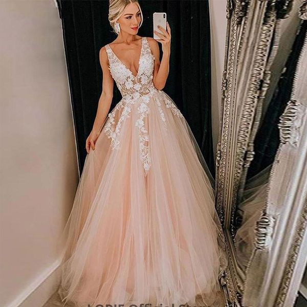 2020 sleeveless beach tulle wedding dresses a line appliques lace backless deep v neck boho country bridal gowns plus size bride dress, White
2020 sleeveless beach tulle wedding dresses a line appliques lace backless deep v neck boho country bridal gowns plus size bride dress, White