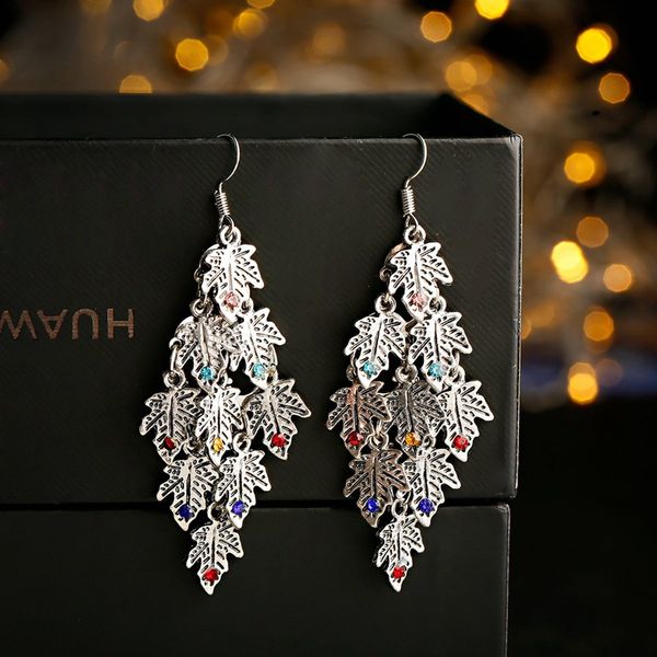 ethnic leaf alloy dangle earring for women jewelry 2020 bohemian statement fashion plant jewelry, Silver
ethnic leaf alloy dangle earring for women jewelry 2020 bohemian statement fashion plant jewelry, Silver