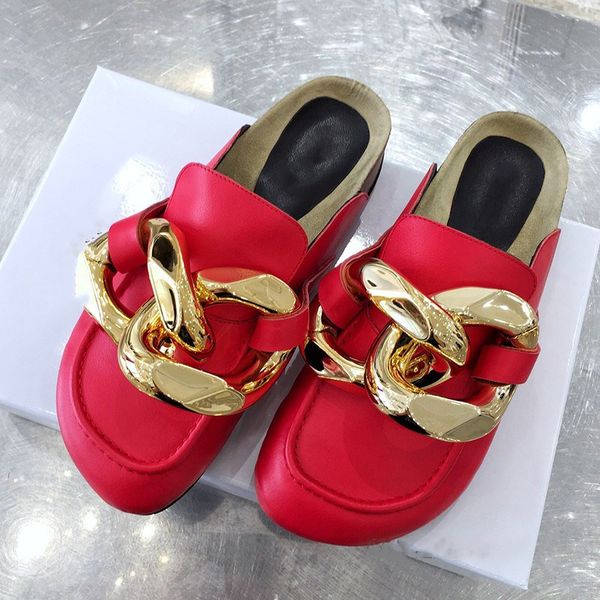 new fashion metal chain decoration square head ladies flat slippers black and white ins wind slippers autumn ladies flat slippers
new fashion metal chain decoration square head ladies flat slippers black and white ins wind slippers autumn ladies flat slippers