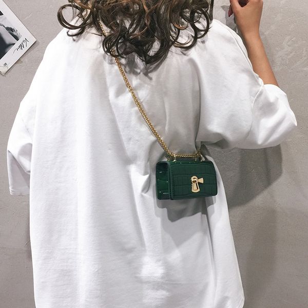 mini bag female bag new 2020 solid color personality small square casual simple chain cross-body trend
mini bag female bag new 2020 solid color personality small square casual simple chain cross-body trend