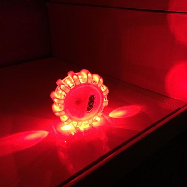 mini 12 led 8 mode emergency rescue safety road flare flashing warning alarm light magnetic base disc beacon for car truck boat
mini 12 led 8 mode emergency rescue safety road flare flashing warning alarm light magnetic base disc beacon for car truck boat