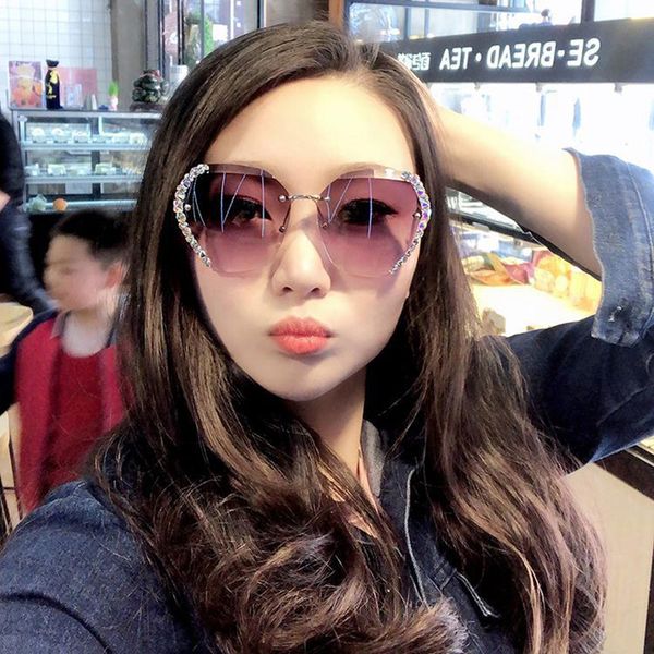sunglasses classic rimless women metal diamond cutting lens sun glasses uv protection -mx8, White;black
sunglasses classic rimless women metal diamond cutting lens sun glasses uv protection -mx8, White;black