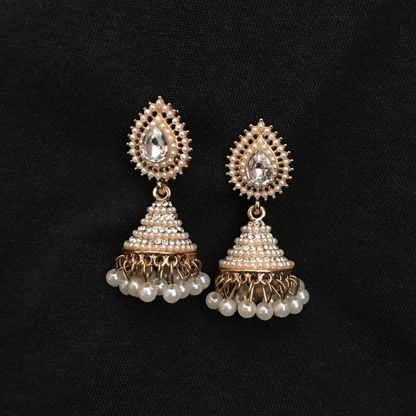 индия болливуд свет украшения jhumka серьги, сплав цинка воды капельной циркон люстра ear коты индии невесты ювелирные изделия, Golden;silver
индия болливуд свет украшения jhumka серьги, сплав цинка воды капельной циркон люстра ear коты индии невесты ювелирные изделия, Golden;silver