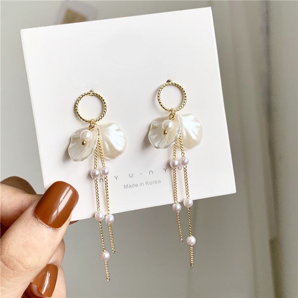 stud s925 silver needle classic shell flower earrings for women fashion brand long pearl tassel earring wedding jewelry, Golden;silver
stud s925 silver needle classic shell flower earrings for women fashion brand long pearl tassel earring wedding jewelry, Golden;silver